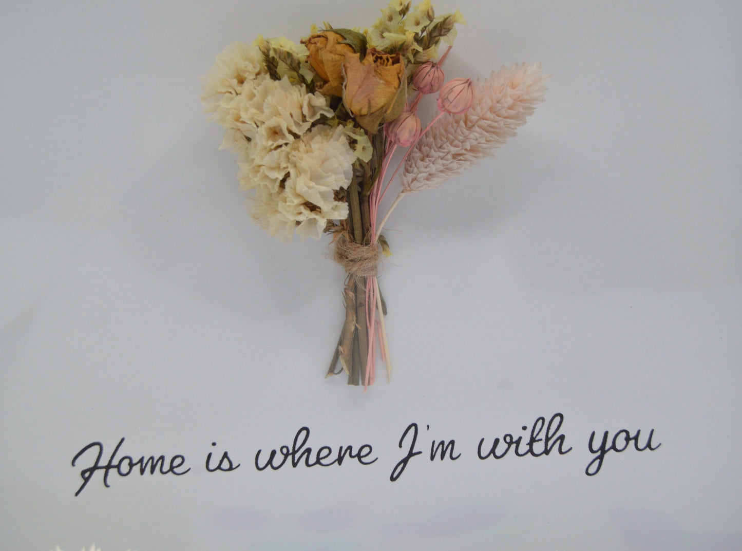 Dried Flowers Plaque, Frame, Thick white wooden frame, size 20cm, Home, Love, Mr & Mrs.