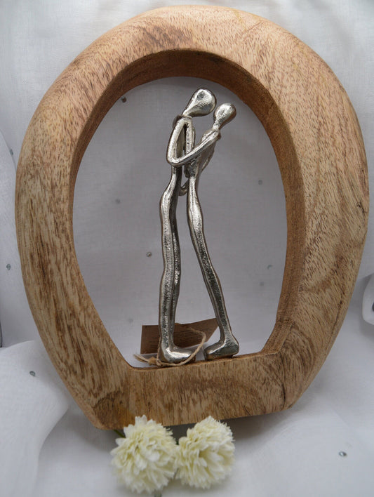 Aluminium Couple Inside Mangowood Arch, Mangowood And Aluminium Kissing Couple Decoration, Perfect Ornament for any room in the house.